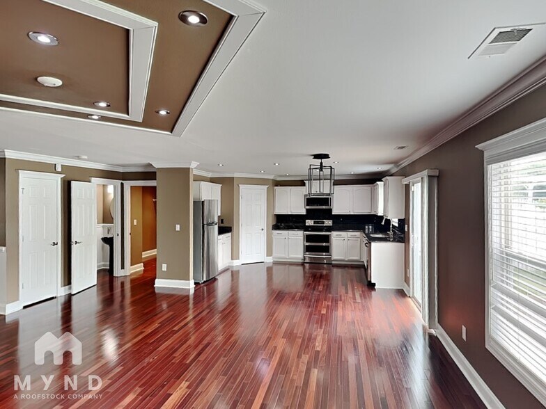 Building Photo - 4727 Mortonhall Rd
