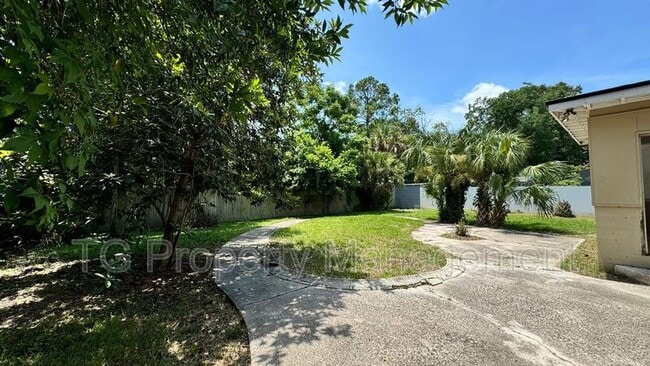 Building Photo - 6536 Anvers Blvd S