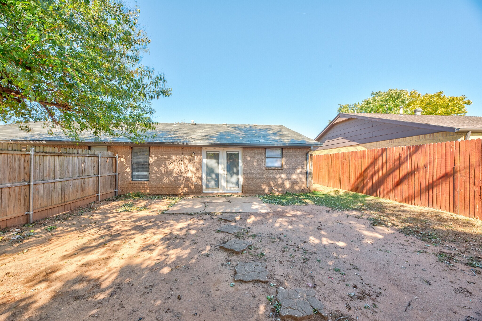 Building Photo - 12500 SW 2nd St