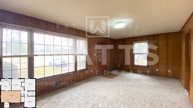 Building Photo - 3 Bedroom Duplex Apartment in Columbiana, AL