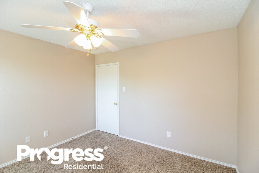 Building Photo - 12437 Seven Eagles Ln