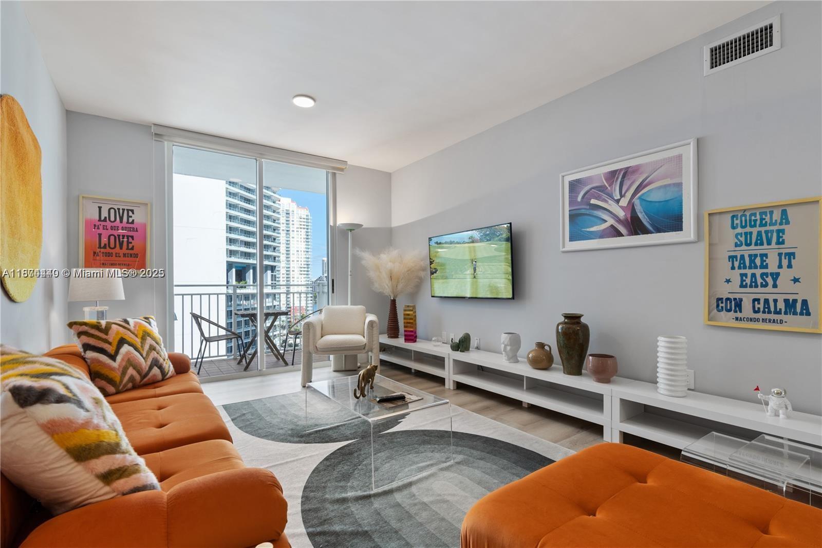 Building Photo - 185 SE 14th Ter