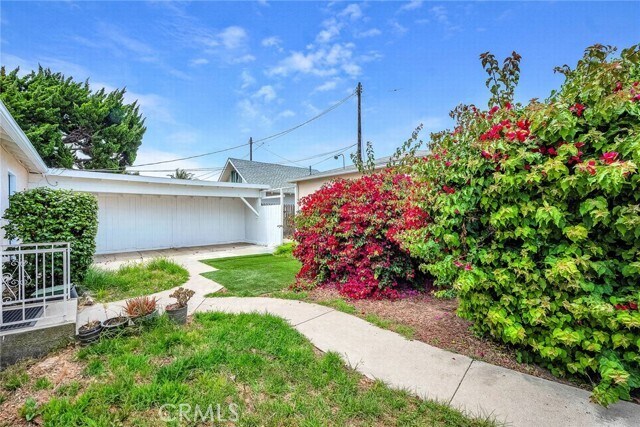 Building Photo - 962 W Paseo Del Mar