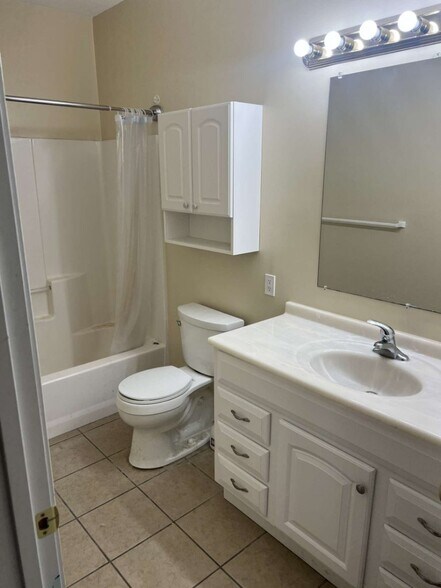 Building Photo - 5328 Godas Cir