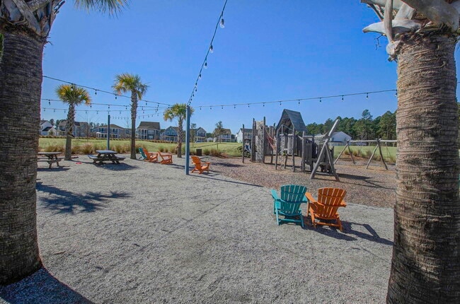 Building Photo - 612 Heartwood Ln