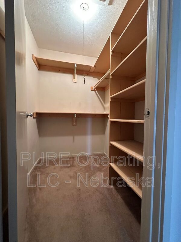 Building Photo - 1631 N 109th Plaza