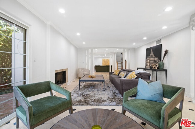 Building Photo - 2461 Jupiter Dr