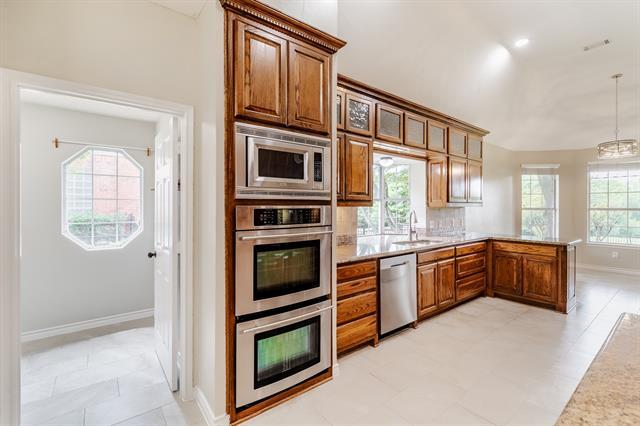 Building Photo - 2903 Sunset Ridge