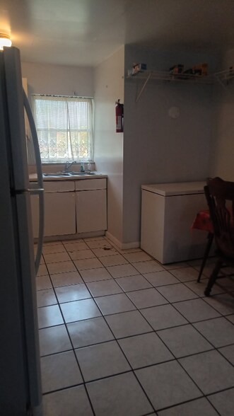 Building Photo - 7347 Timmons Rd