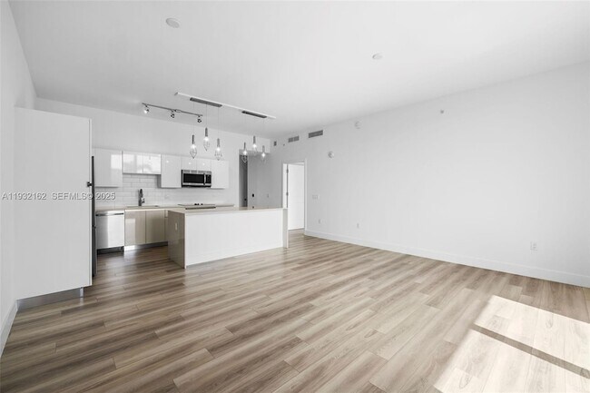 Building Photo - 101 Diplomat Pkwy