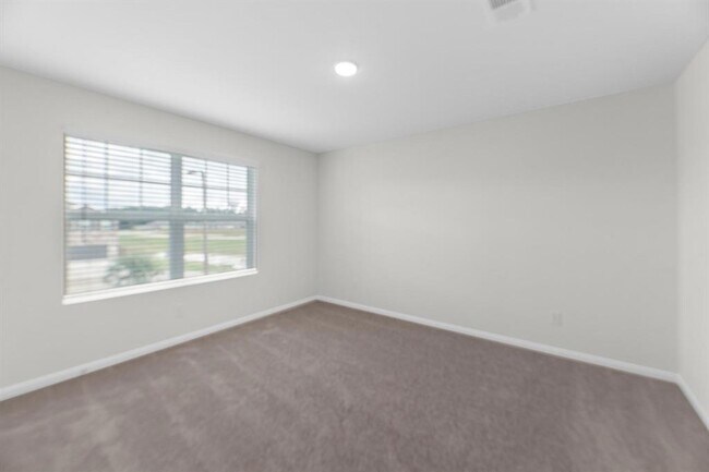 Building Photo - 15347 Abella Dr