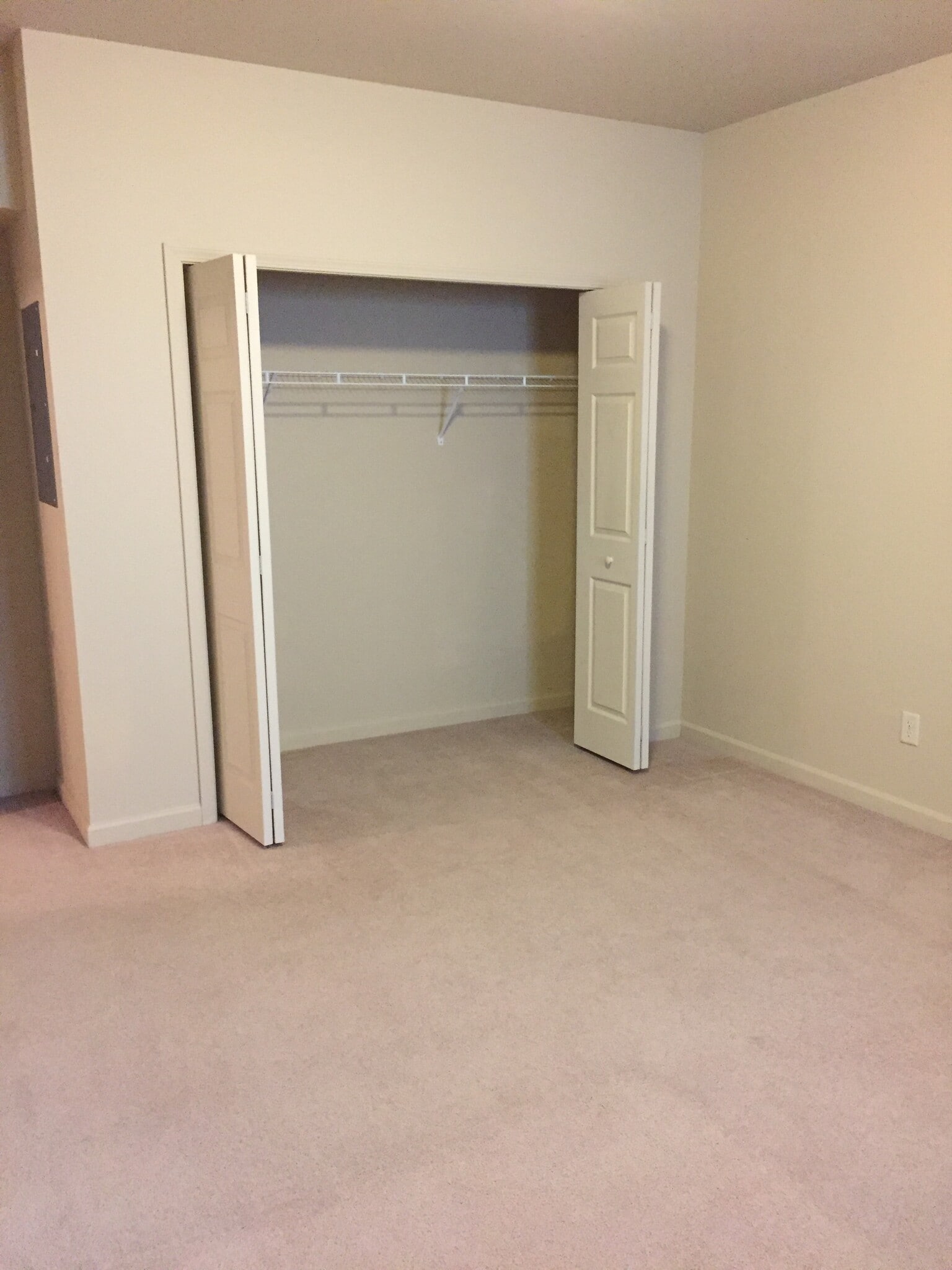 Building Photo - 3239 Cabernet Dr