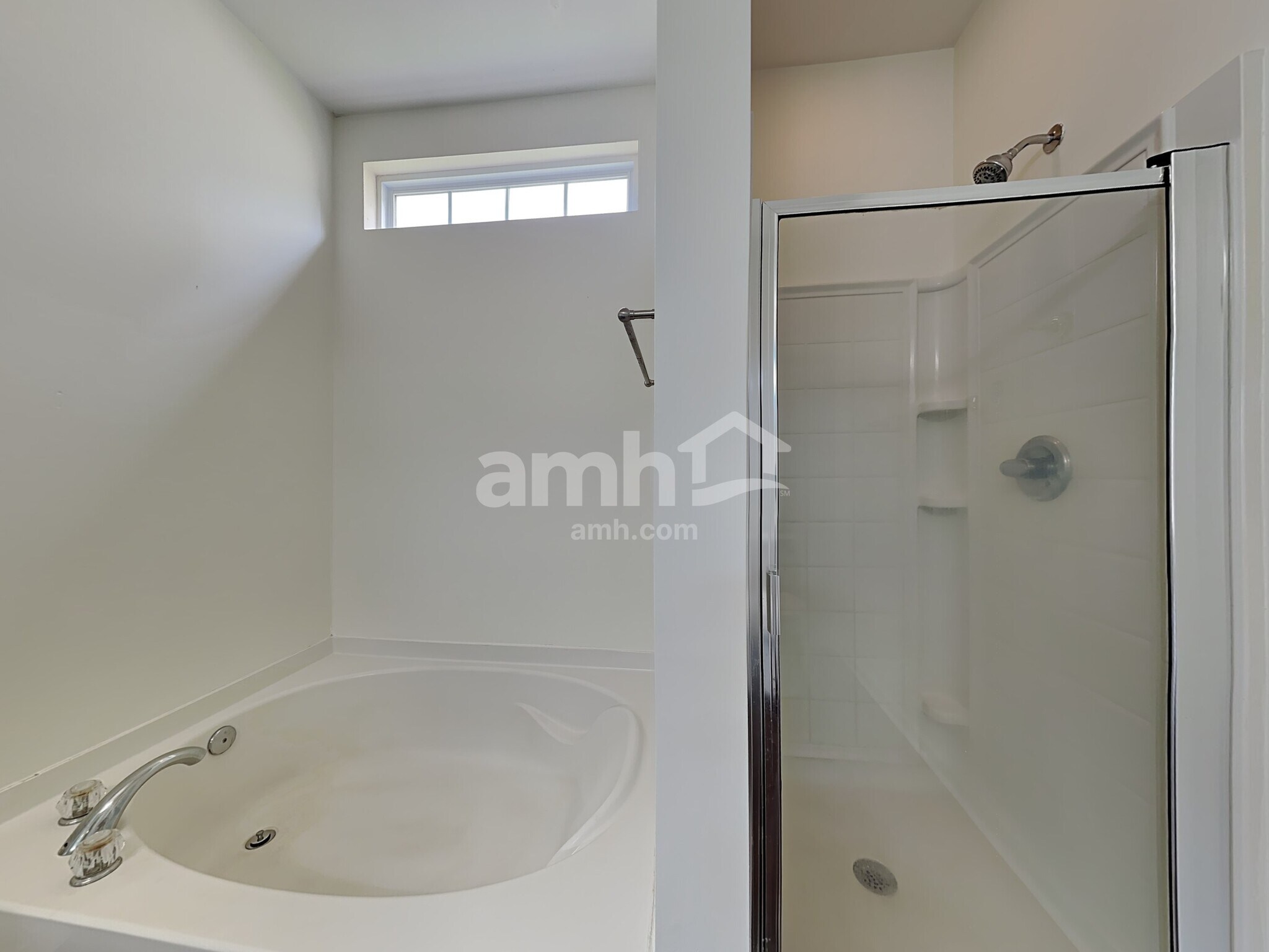 Building Photo - 127 Mercer Dr