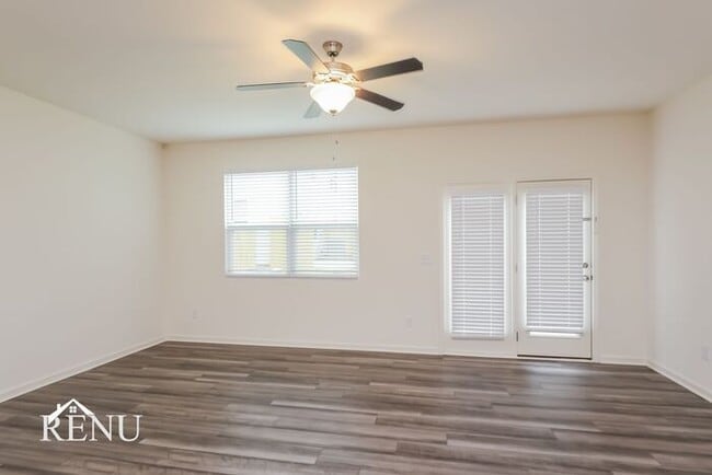 Building Photo - 3096 Calcutta St