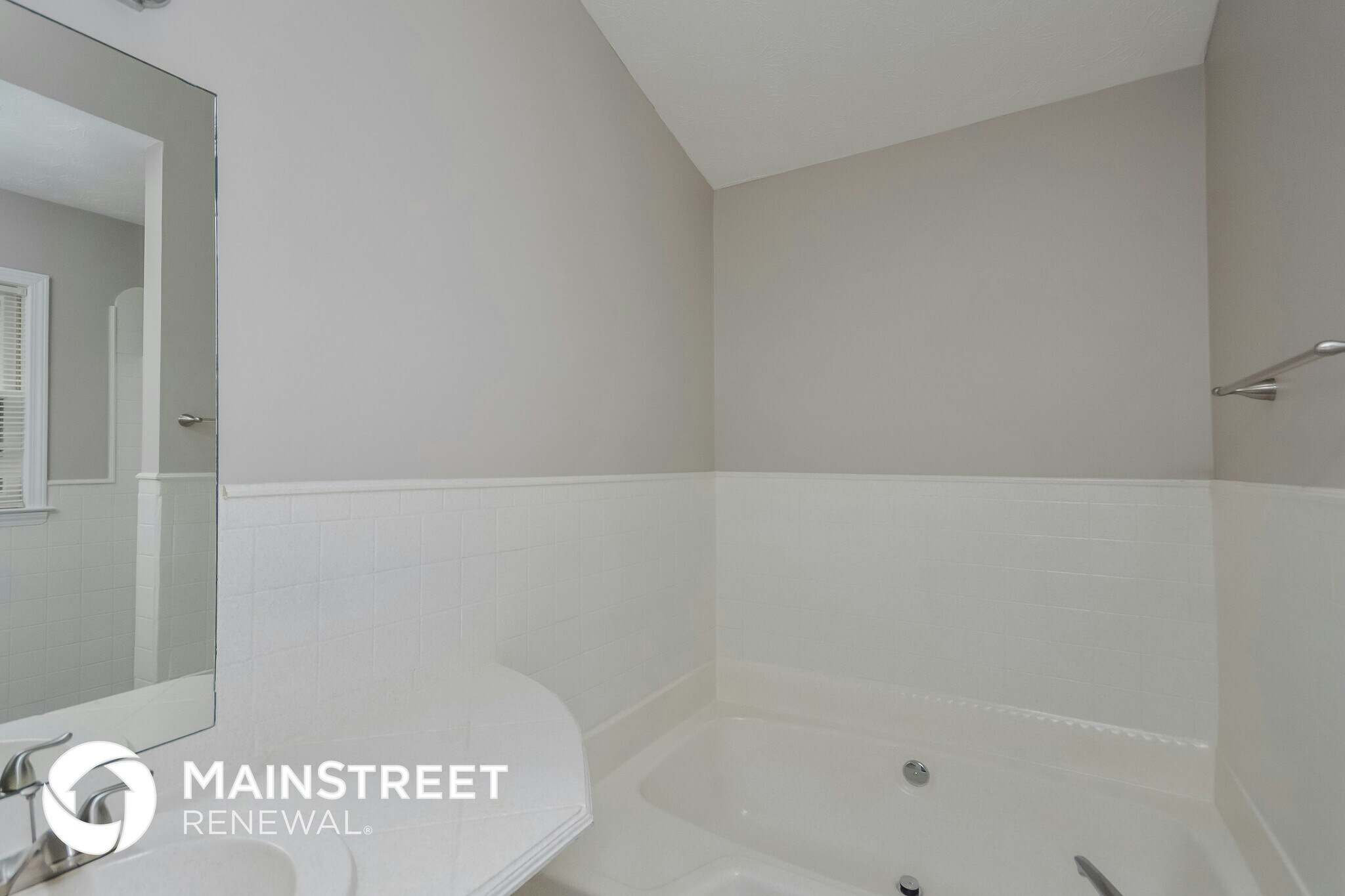 Building Photo - 25 Beaverdam Ct