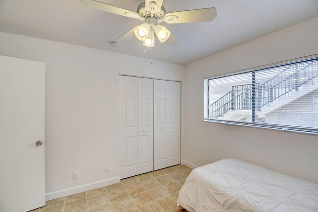 Building Photo - 15364 Lakes of Delray Blvd