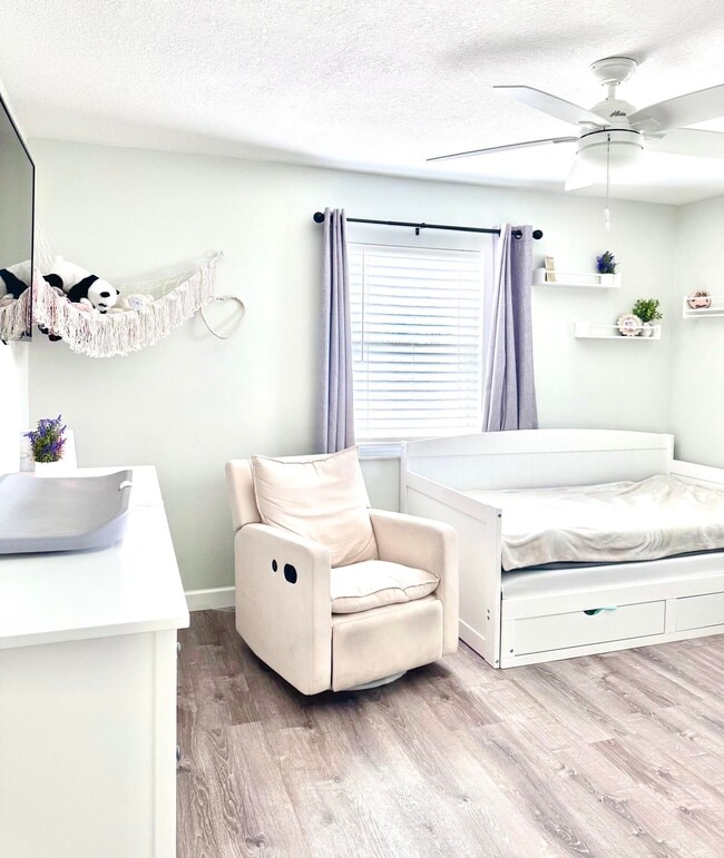 Building Photo - 1703 NE 25th Terrace