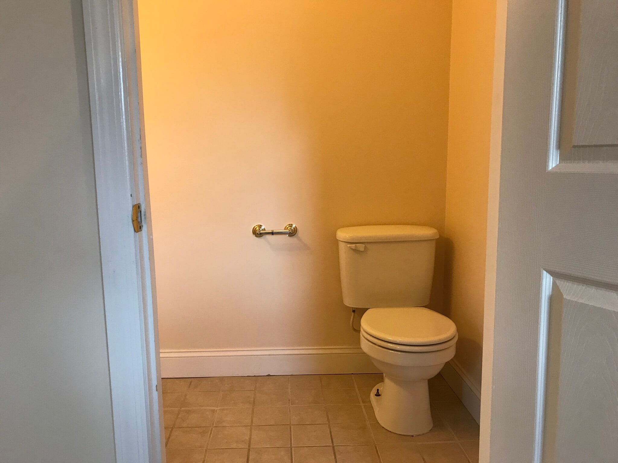 400 Herr Half Bath - 400 Herr St