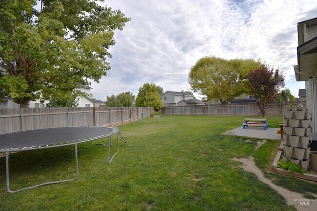 Building Photo - 2707 Colfax Dr