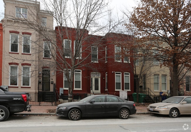 Building Photo - 605 P St NW