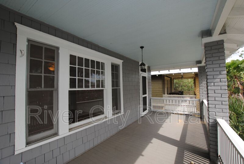 Building Photo - 1525 Osceola St