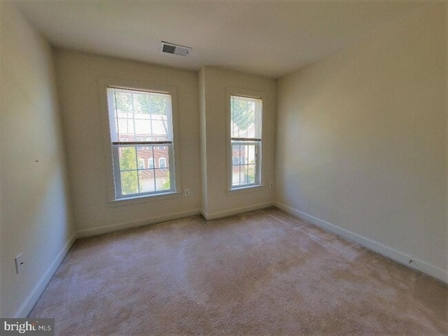 Building Photo - 1625 Whitehall Dr