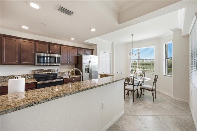 Building Photo - 16804 Vardon Ter