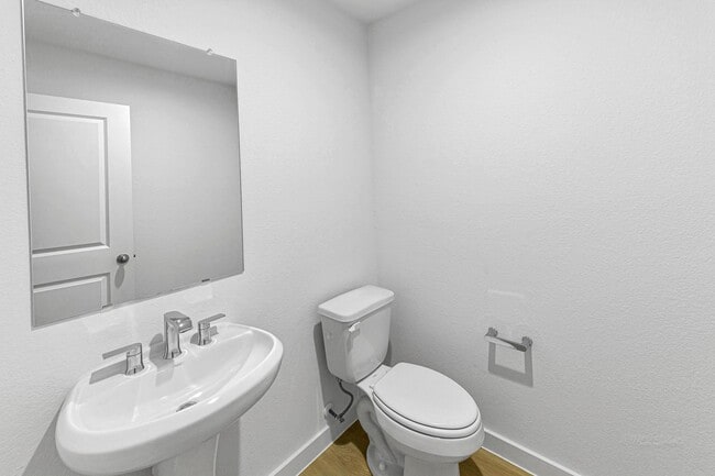 Building Photo - 1718 Battisti Dr