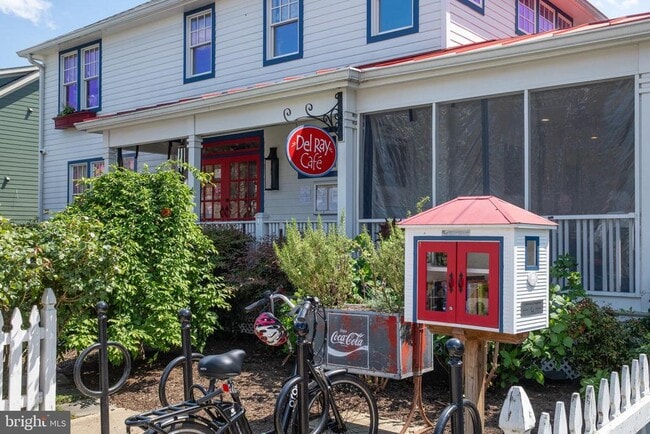 Building Photo - 340 Wesmond Dr