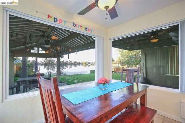 Building Photo - 5545 Drakes Ct