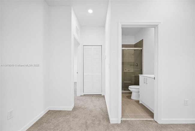 Building Photo - 1400 SE 6th Rd