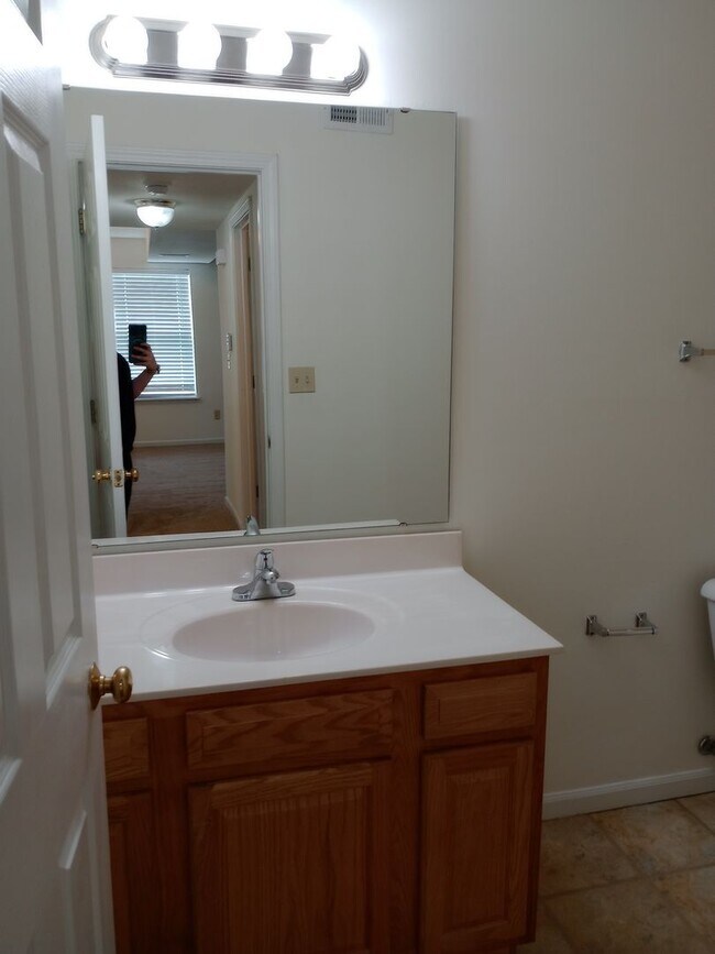 Building Photo - 3500-3502 Delmar Ct.