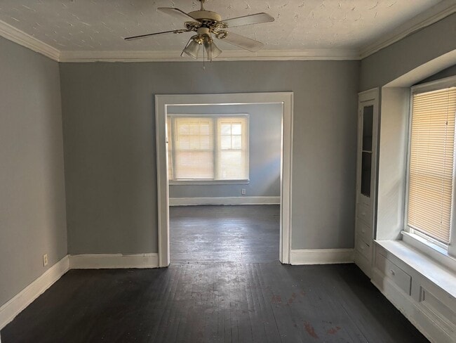 Building Photo - 12702 Iowa Ave