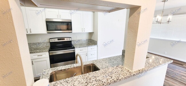 Building Photo - 4402 Tophill Ln