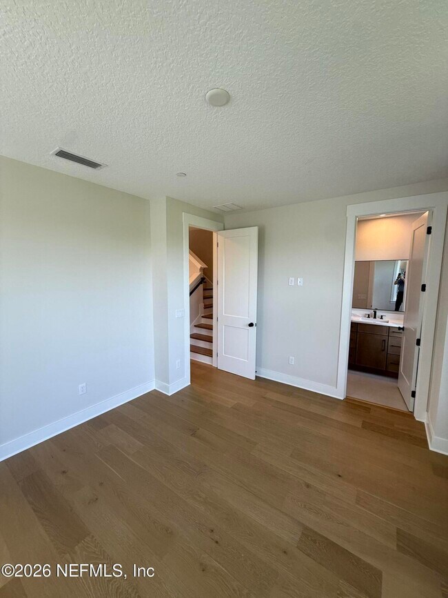 Building Photo - 2054 Prudential Dr