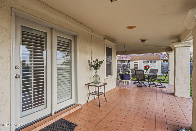Building Photo - 871 Via Alegre Ln
