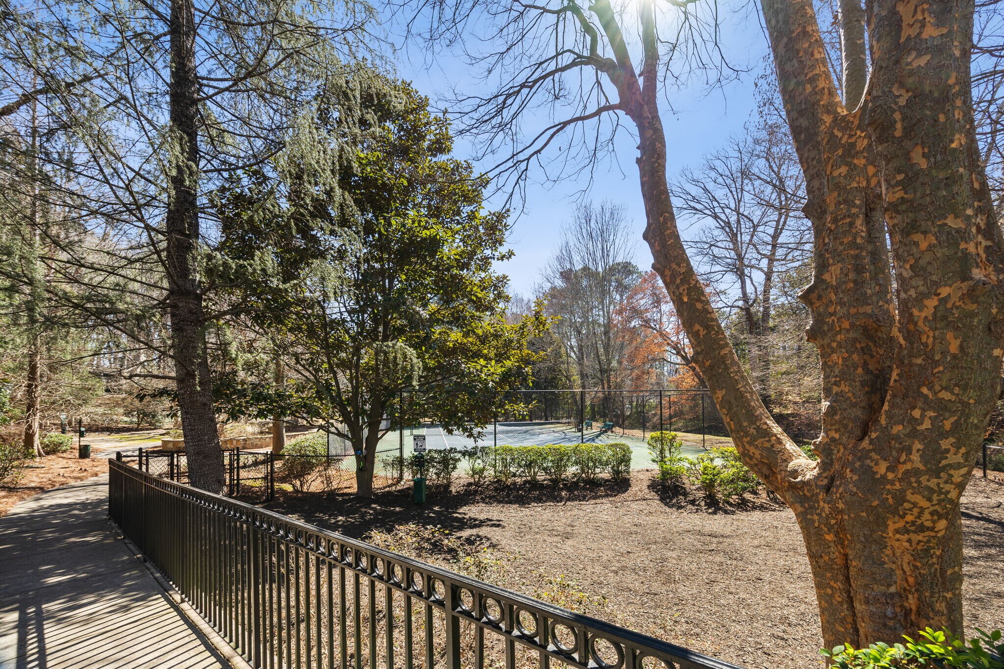 Building Photo - 4007 Westchester Rdg NE