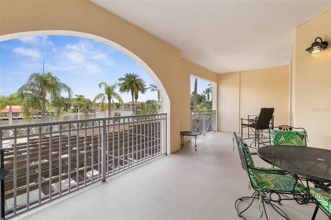 Building Photo - 102 Yacht Harbor Dr