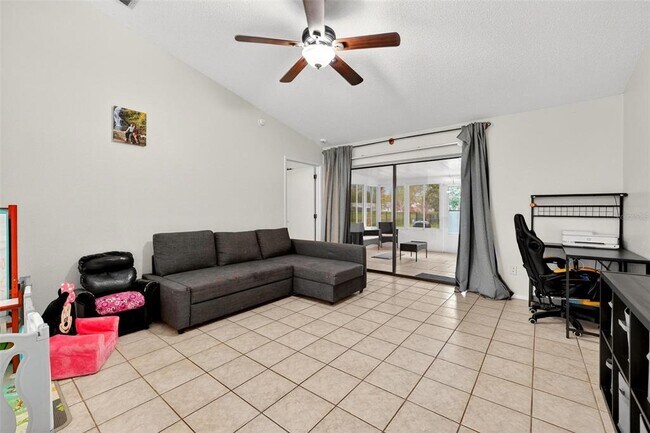 Building Photo - 5107 Deer Creek Dr