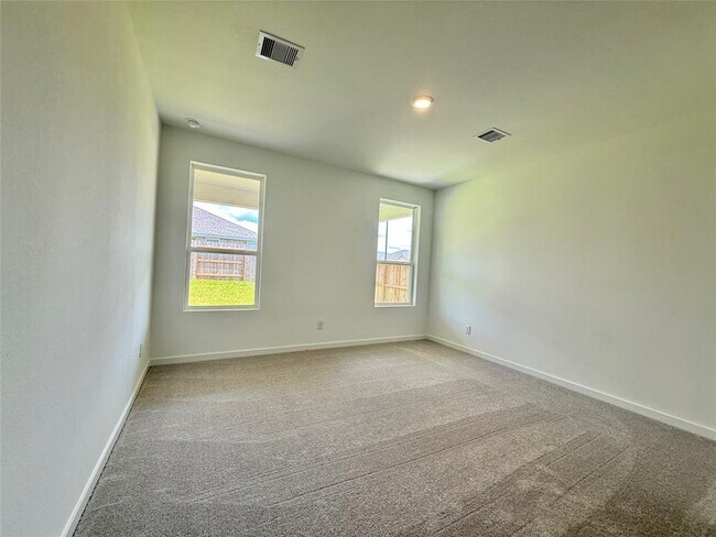 Building Photo - 28502 Great Saddle Trl