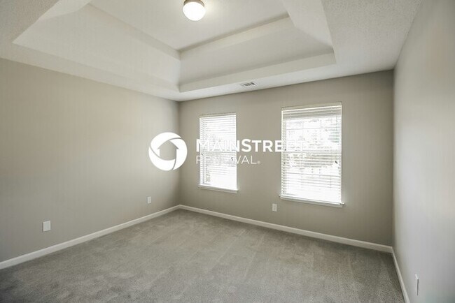 Building Photo - 4 Bedroom Pet-Friendly Home in Ellenwood, GA with Main Street Renewal