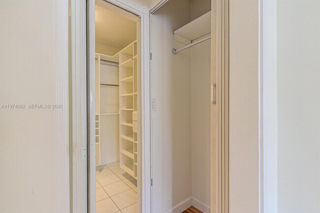 Building Photo - 121 Golden Isles Dr