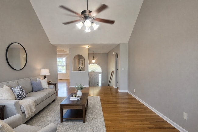 Building Photo - Stunning Split-Level Home with Space, Style & Scenic Views