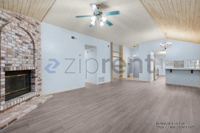 Building Photo - 4540 Armadale Way