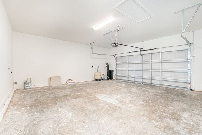 Building Photo - BRAND NEW! 4/2 PALM BAY!