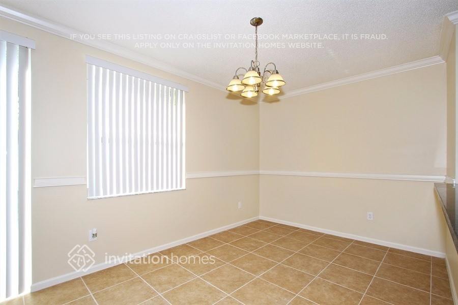 Building Photo - 6251 Oak Bluff Way