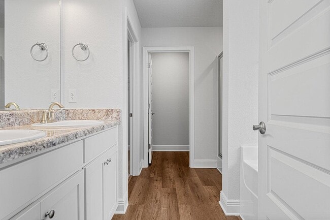 Building Photo - 103 Ridgeway Cir