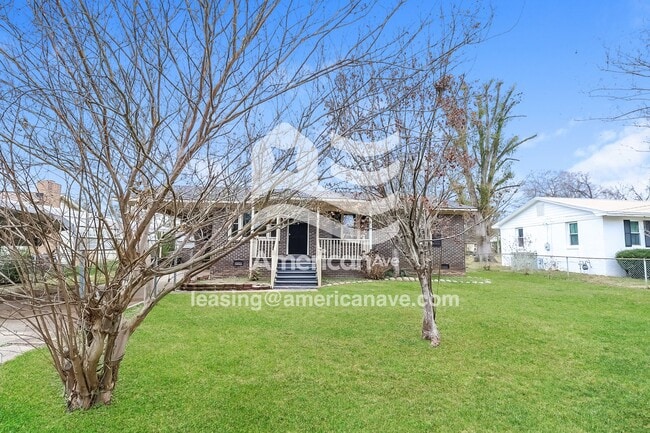 Building Photo - 414 Barclay Ave