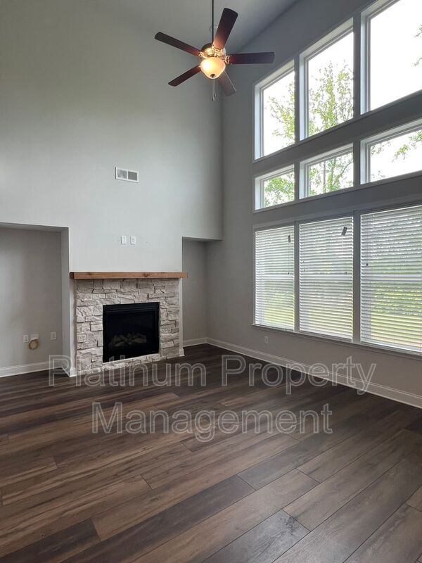 Building Photo - 7740 Easton Valley Ln