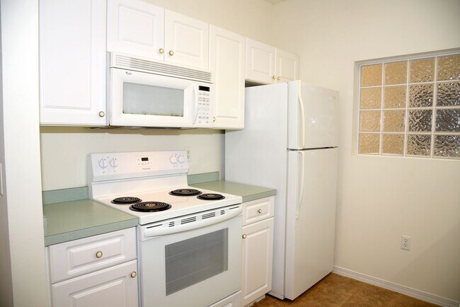 Building Photo - 1501 Partin Dr N